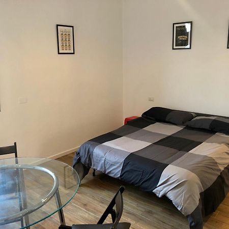 Santa Giulia Suite - 15 Minutes From City Centre Milano Esterno foto