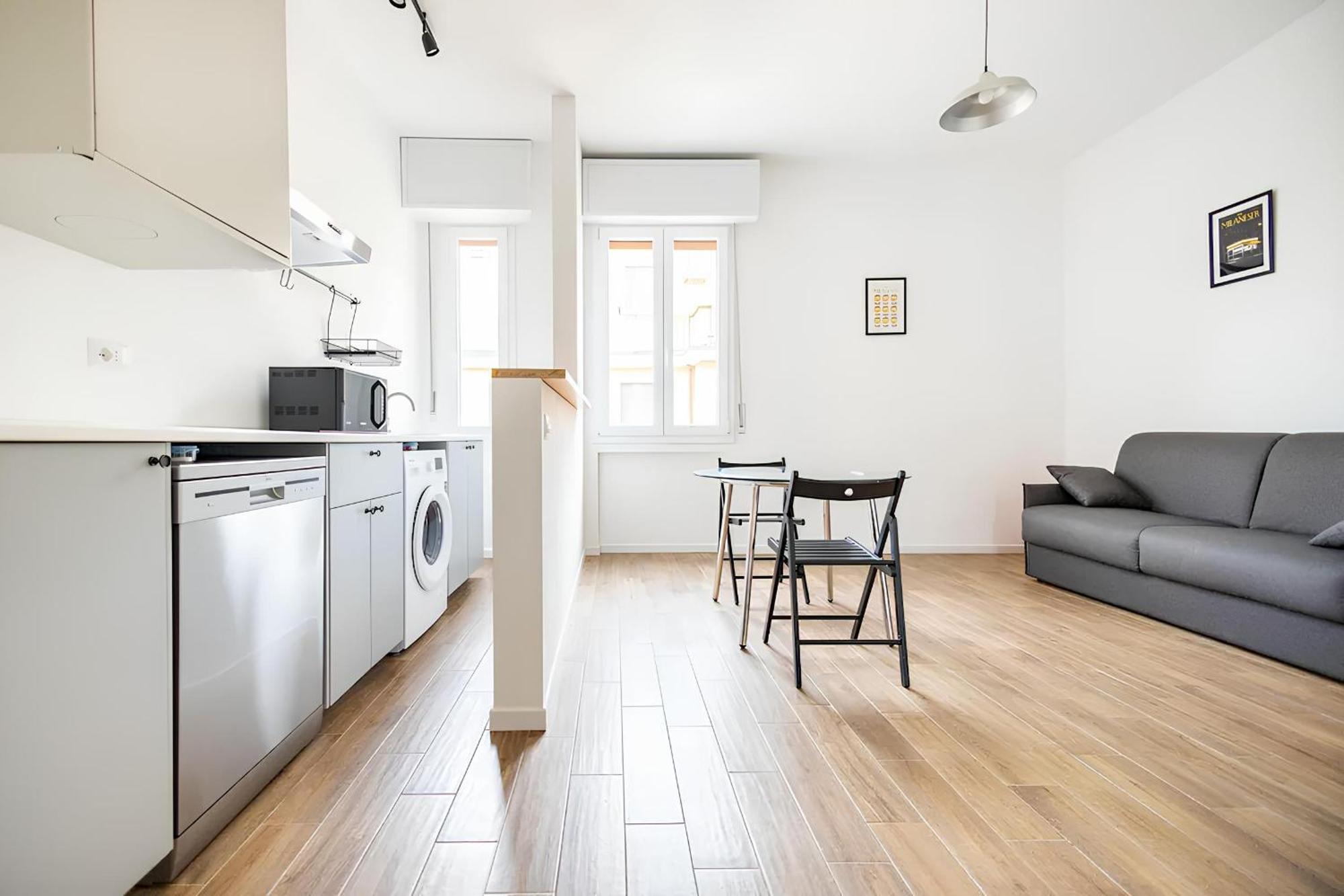 Santa Giulia Suite - 15 Minutes From City Centre Milano Esterno foto